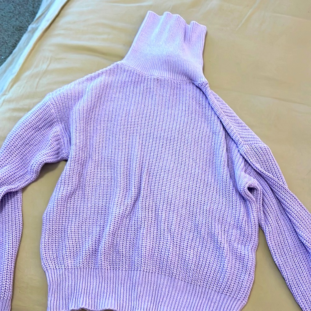 Women’s lavender sweater